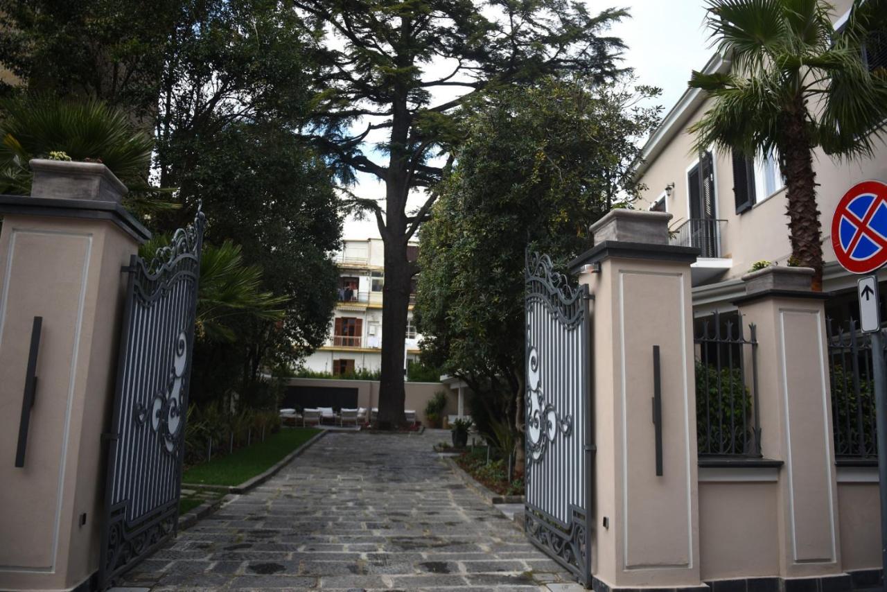 ノーラ Il Giardino Delle Ninfee Bed & Breakfast エクステリア 写真