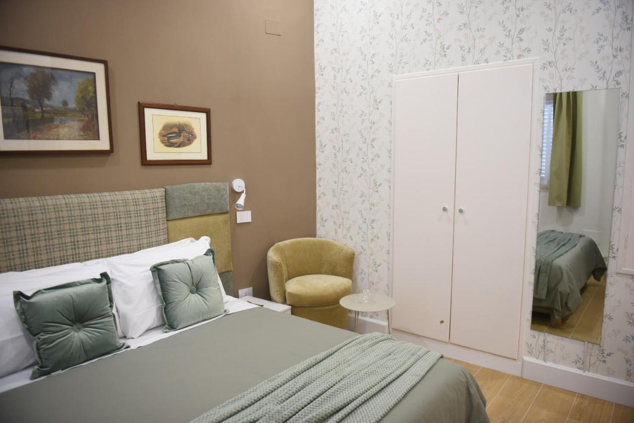 ノーラ Il Giardino Delle Ninfee Bed & Breakfast エクステリア 写真